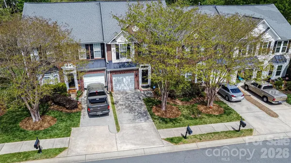 $300,000 | 1802 Robinwood Village Drive, Gastonia, NC 28054