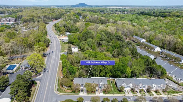 $300,000 | 1802 Robinwood Village Drive, Gastonia, NC 28054