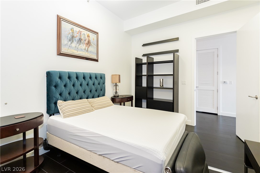 360 East Desert Inn Road, Unit 1502 Las Vegas, NV 89109 - Photo 16 of 53