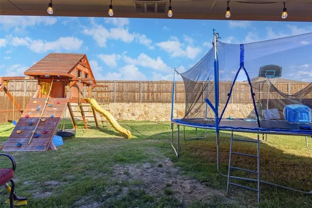 a view of outdoor space