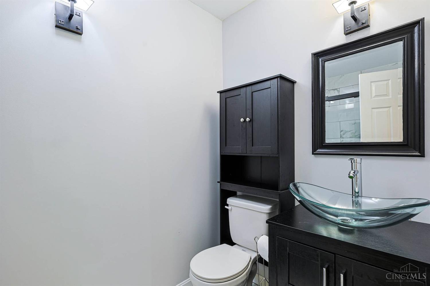 3304 Wagner Road Cincinnati, OH 45245 - Photo 43 of 69 Gallery Image 43