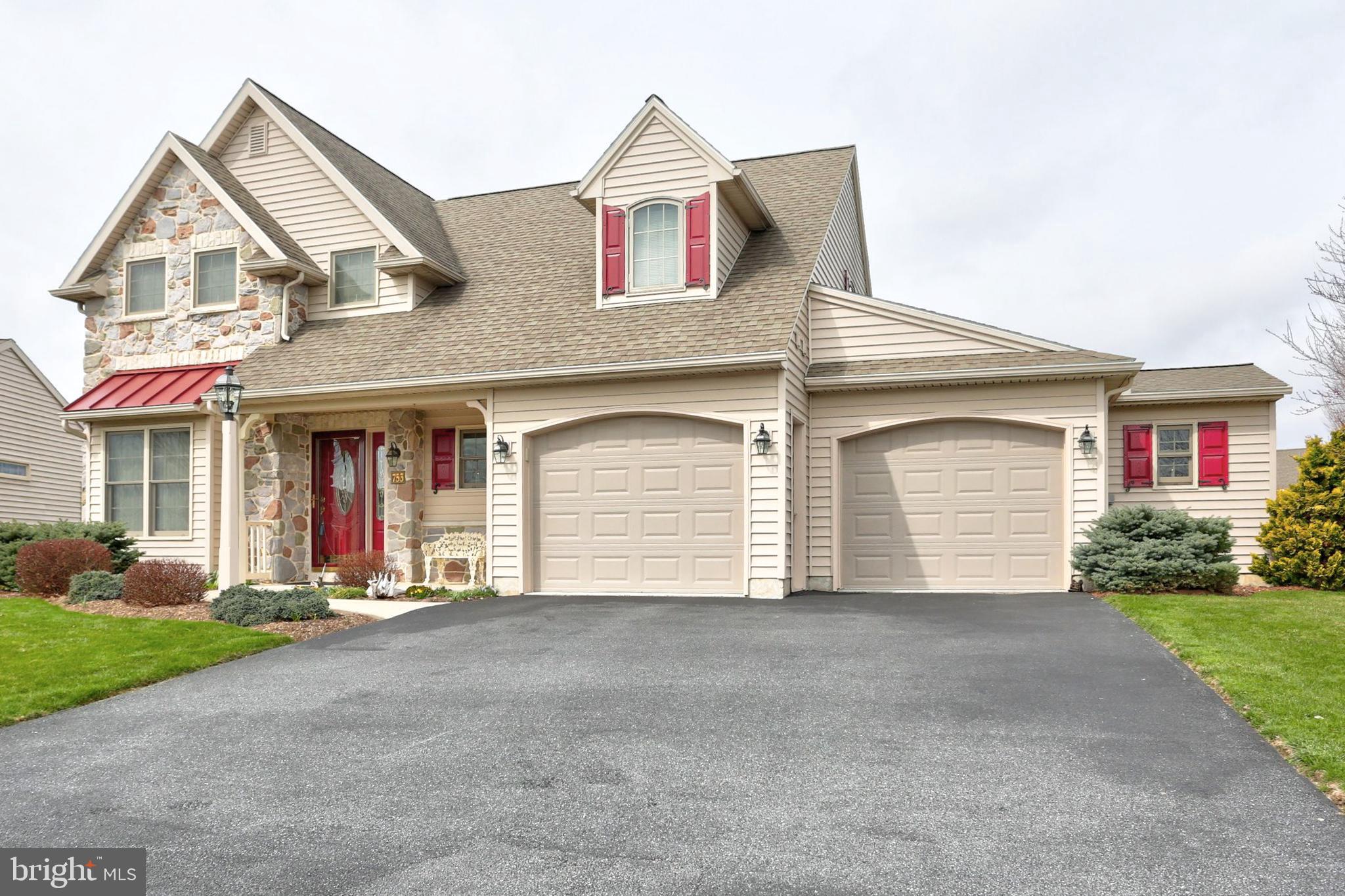 753 Heather Ridge Manheim, PA 17545 - Photo 3 of 37