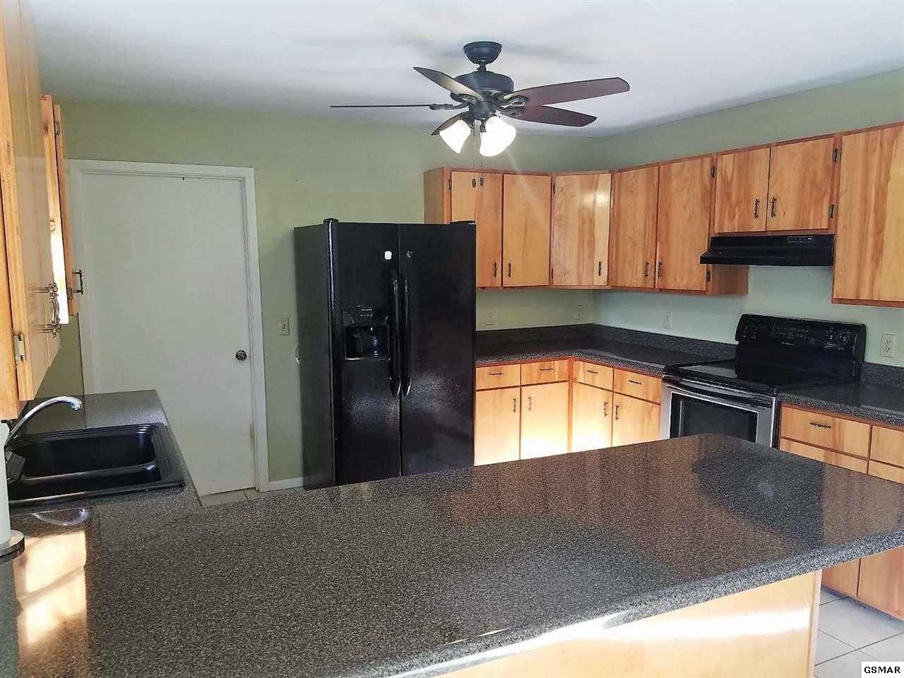 4130 Hillcrest Road Sevierville, TN 37862 - Photo 14 of 26