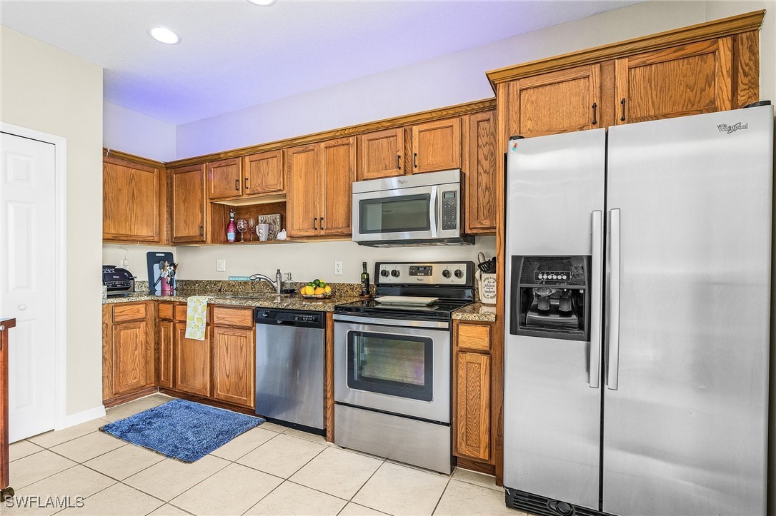17538 Cherry Ridge Lane Fort Myers, FL 33967 - Photo 9 of 25 Gallery Image 9