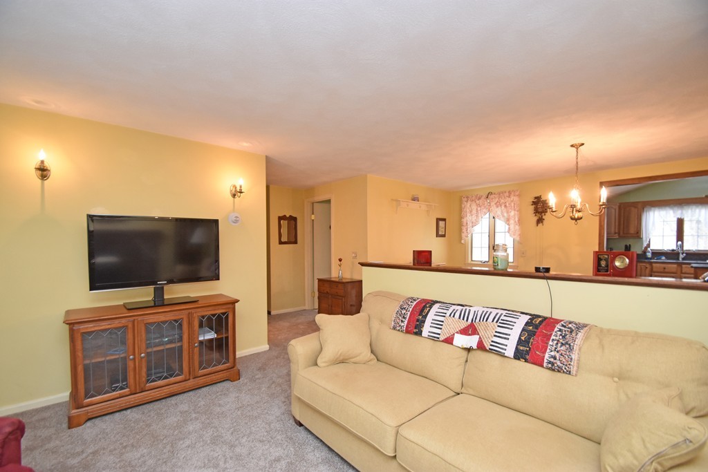 30 Northside Road Charlton, MA 01507 - Photo 3 of 20