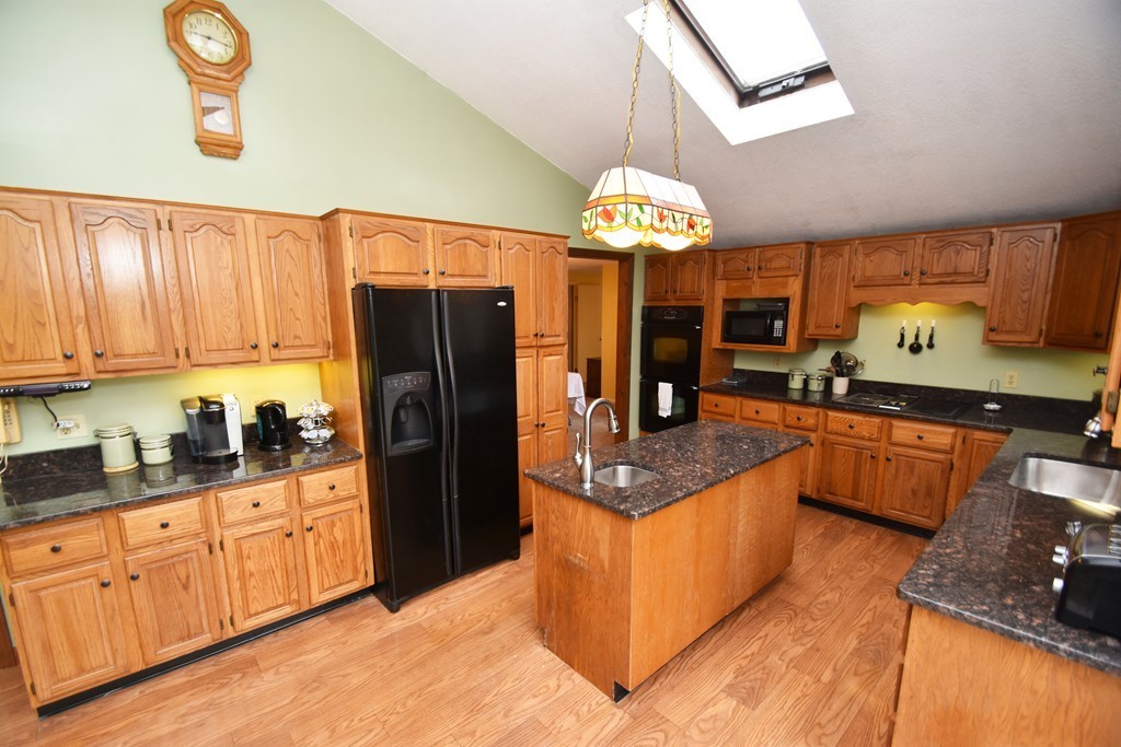 30 Northside Road Charlton, MA 01507 - Photo 5 of 20