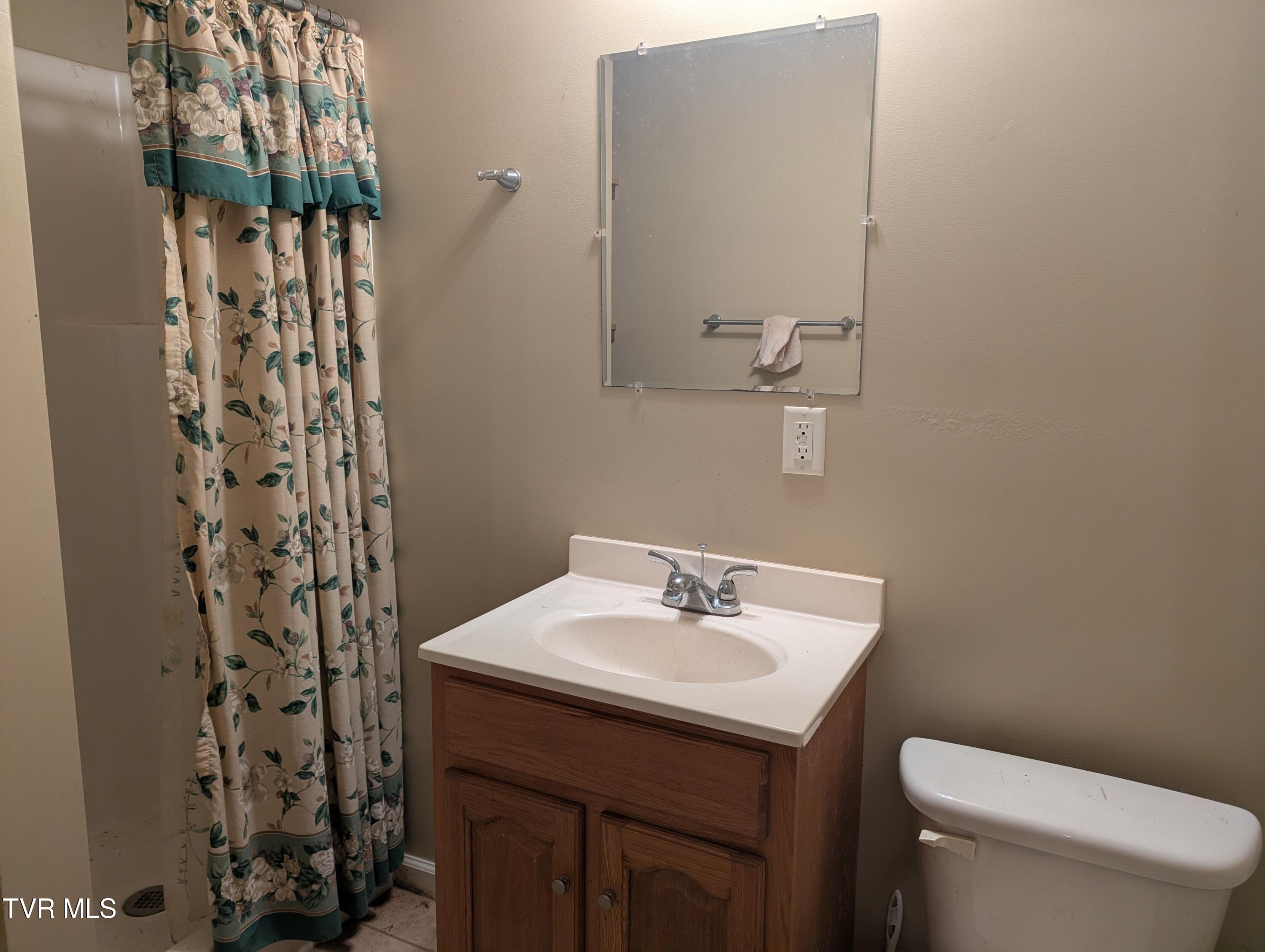 7991 Warrensburg Road Mosheim, TN 37818 - Photo 49 of 63 PXL_20260811_191612310