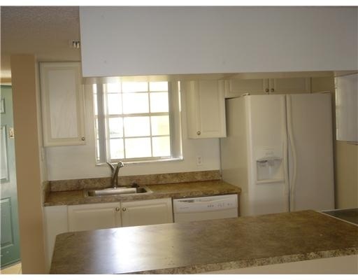 6331 La Costa Drive, Unit D Boca Raton, FL 33433 - Photo 3 of 8 Additional Photo