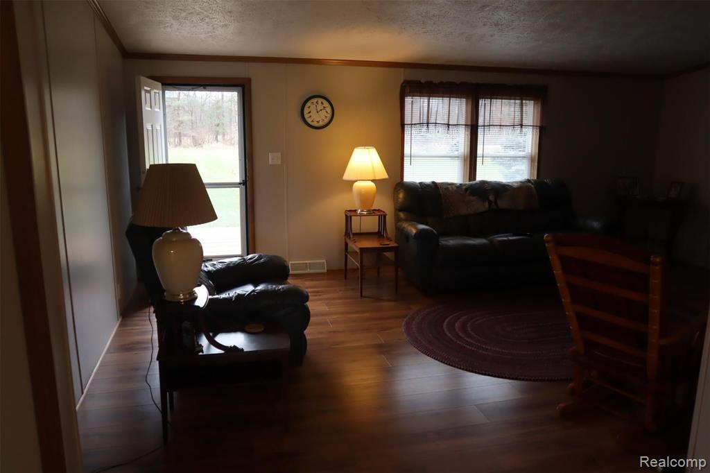 743 Brogan Road Stockbridge, MI 49285 - Photo 7 of 51