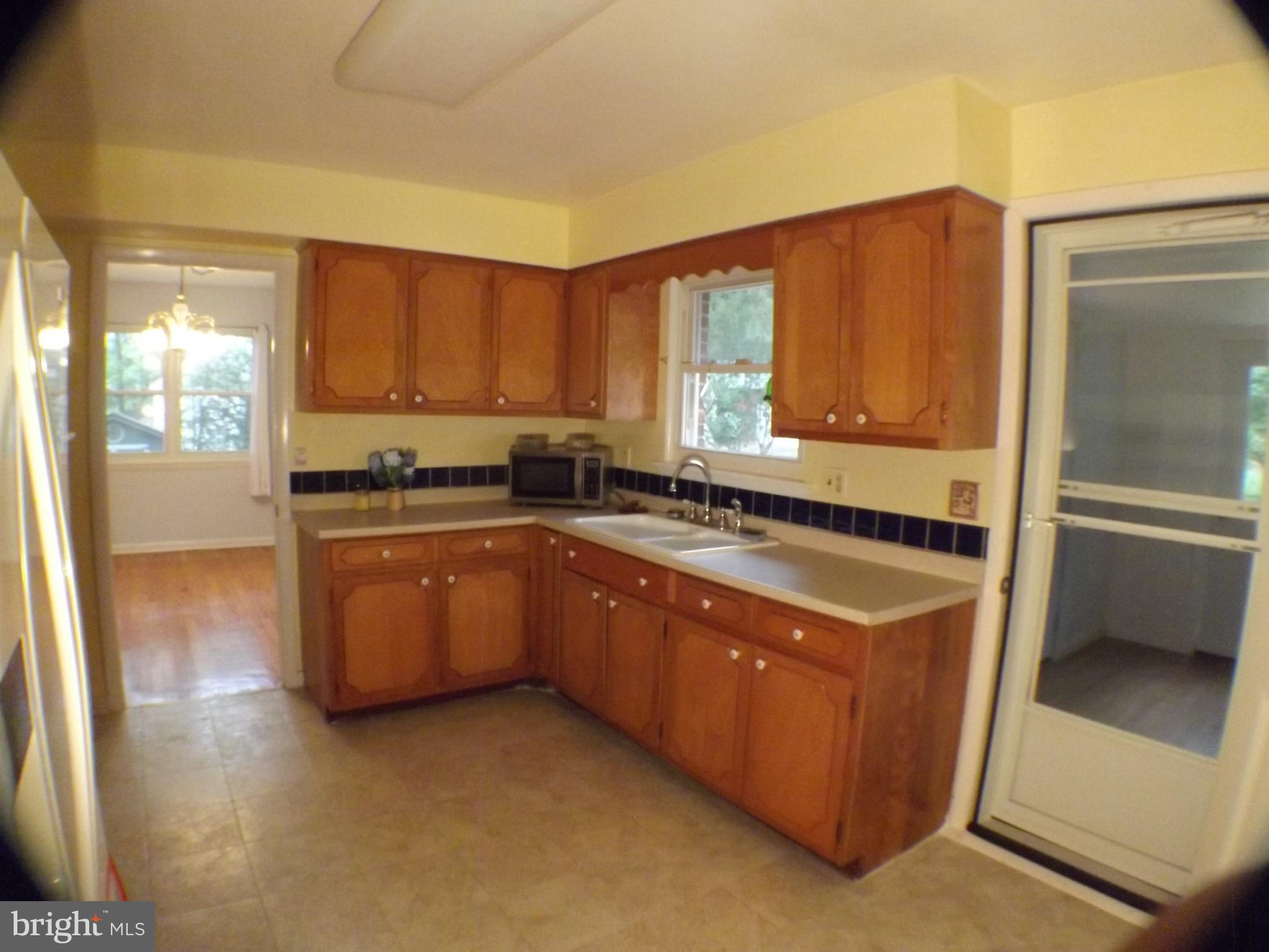 19108 Croom Road Brandywine, MD 20613 - Photo 18 of 33 Kitchen