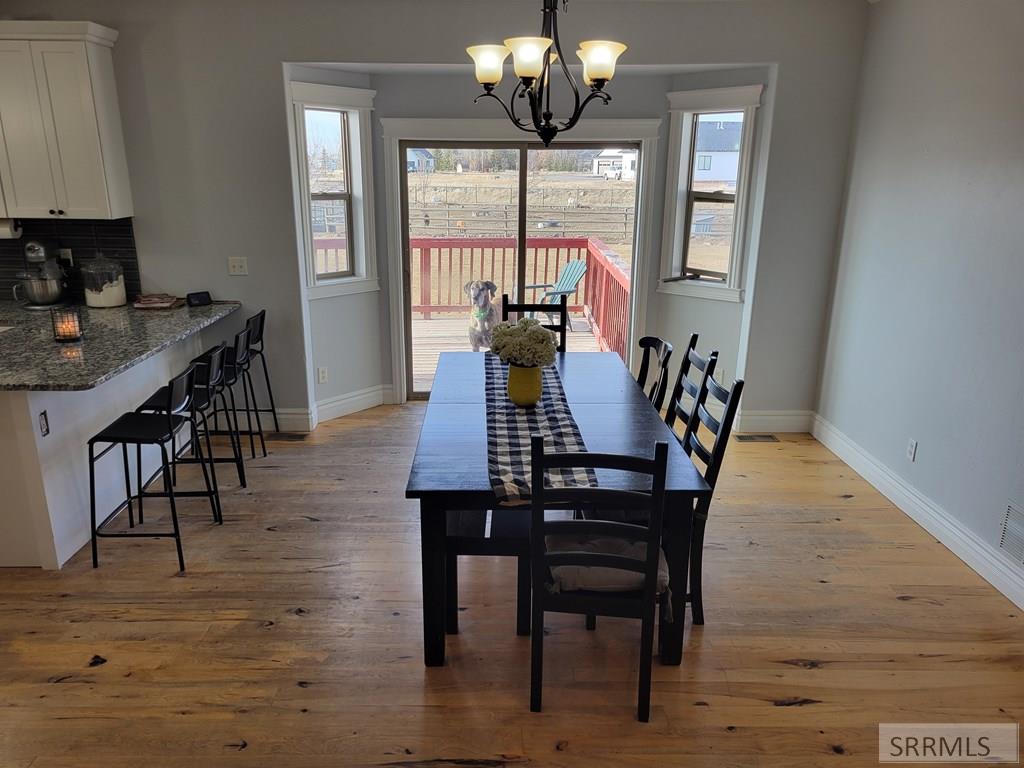 83 North Cambridge Drive Rigby, ID 83442 - Photo 14 of 45 DINNING AREA