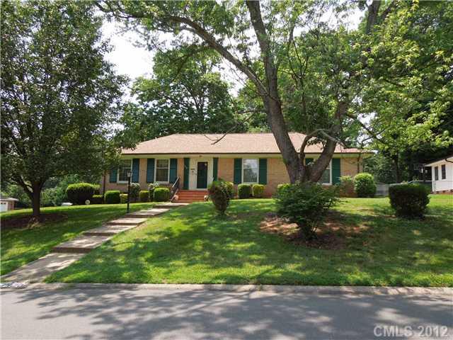5438 Valley Forge Road Charlotte, NC 28210 - Photo 1 of 16