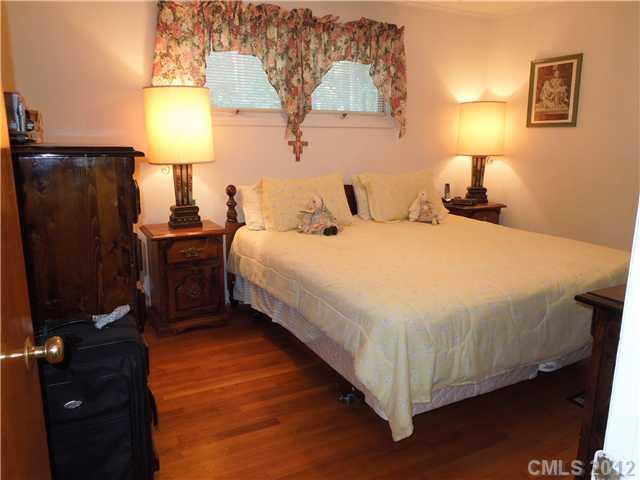 5438 Valley Forge Road Charlotte, NC 28210 - Photo 11 of 16