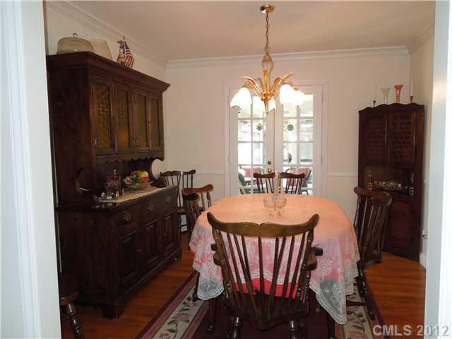 5438 Valley Forge Road Charlotte, NC 28210 - Photo 9 of 16