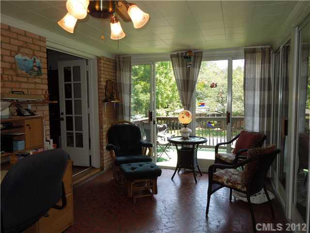 5438 Valley Forge Road Charlotte, NC 28210 - Photo 10 of 16