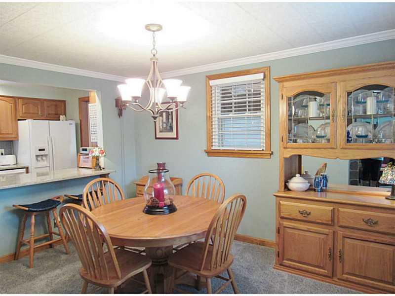 1039 McCoy Road McKees Rocks, PA 15136 - Photo 6 of 25 Dining Room.