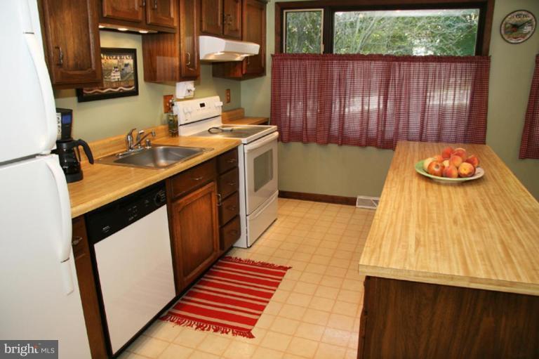 2624 Coon Club Road Westminster, MD 21157 - Photo 5 of 27 Kitchen #3