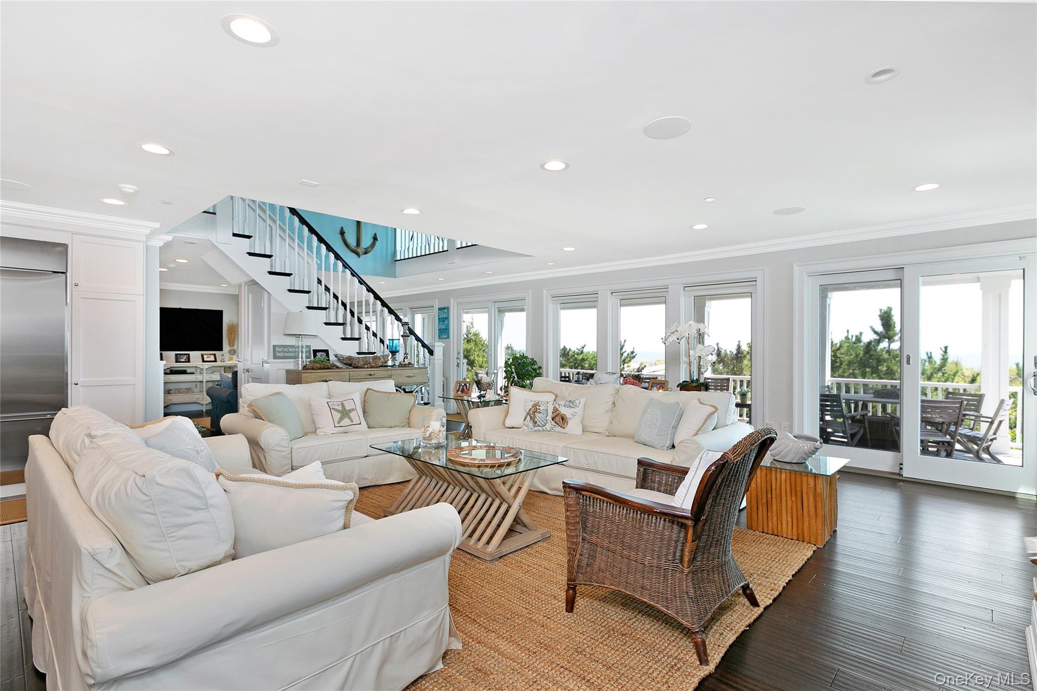 879 Oceanfront Long Beach, NY 11561 - Photo 16 of 49