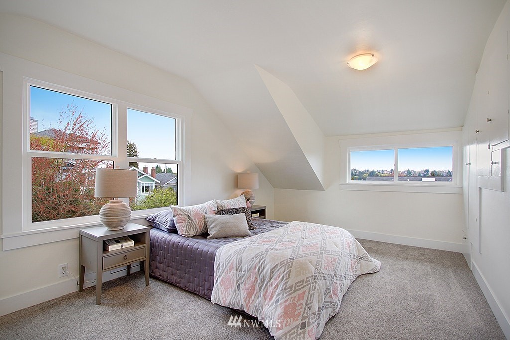 2148 North 63rd Street Seattle, WA 98103 - Photo 11 of 24 Gallery Image 11