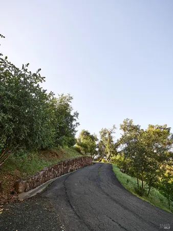 $590,000 | 4502 Silverado Trail North, Calistoga, CA 94515