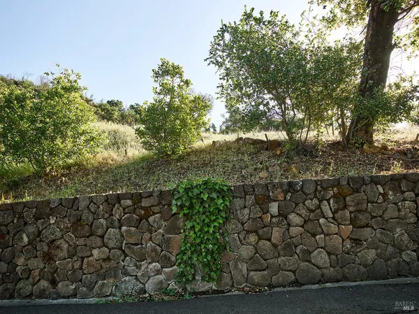 $590,000 | 4502 Silverado Trail North, Calistoga, CA 94515