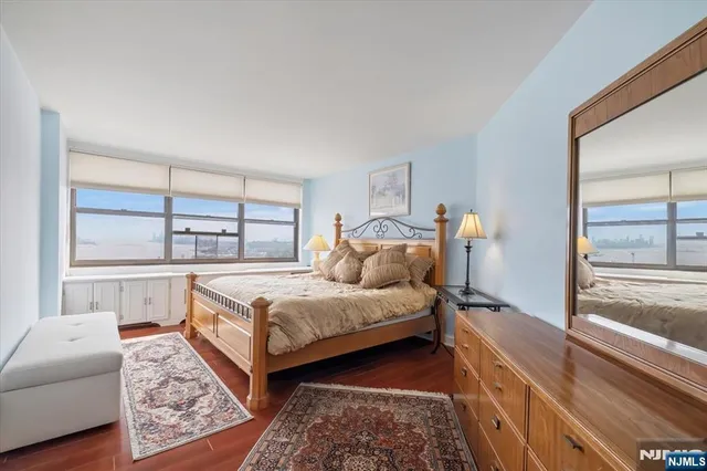 $479,000 | 7002 JFK Boulevard East, Unit 27F, Guttenberg, NJ 07093