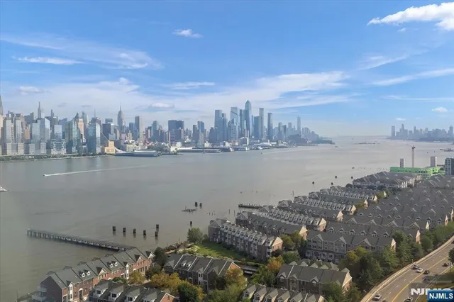 $479,000 | 7002 JFK Boulevard East, Unit 27F, Guttenberg, NJ 07093