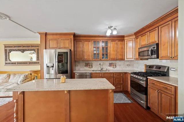 $479,000 | 7002 JFK Boulevard East, Unit 27F, Guttenberg, NJ 07093