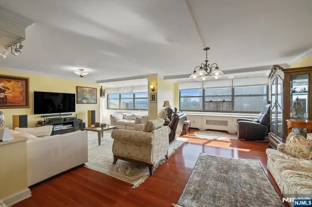 $479,000 | 7002 JFK Boulevard East, Unit 27F, Guttenberg, NJ 07093