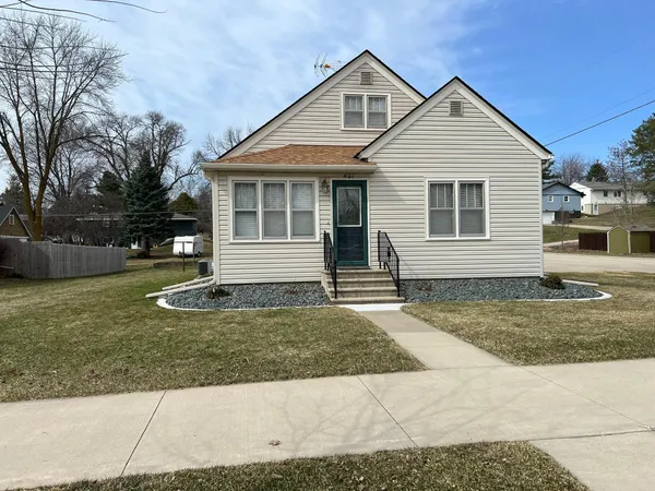 $250,000 | 401 Main Street South, Lonsdale, MN 55046