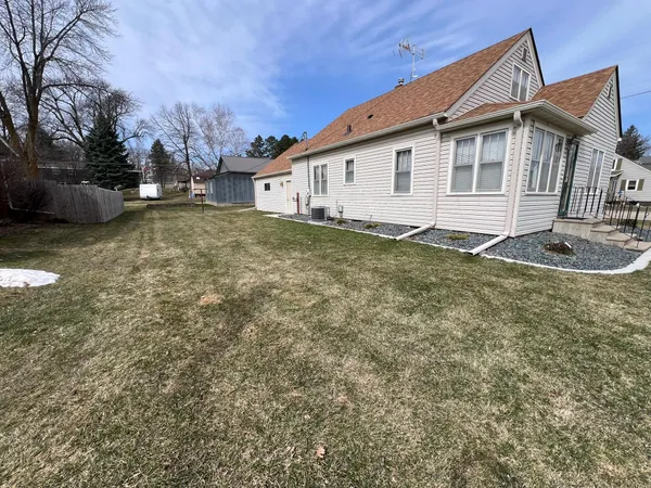 $250,000 | 401 Main Street South, Lonsdale, MN 55046