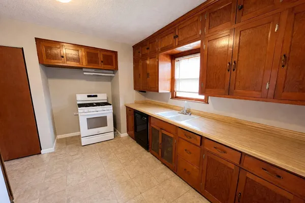 $250,000 | 401 Main Street South, Lonsdale, MN 55046