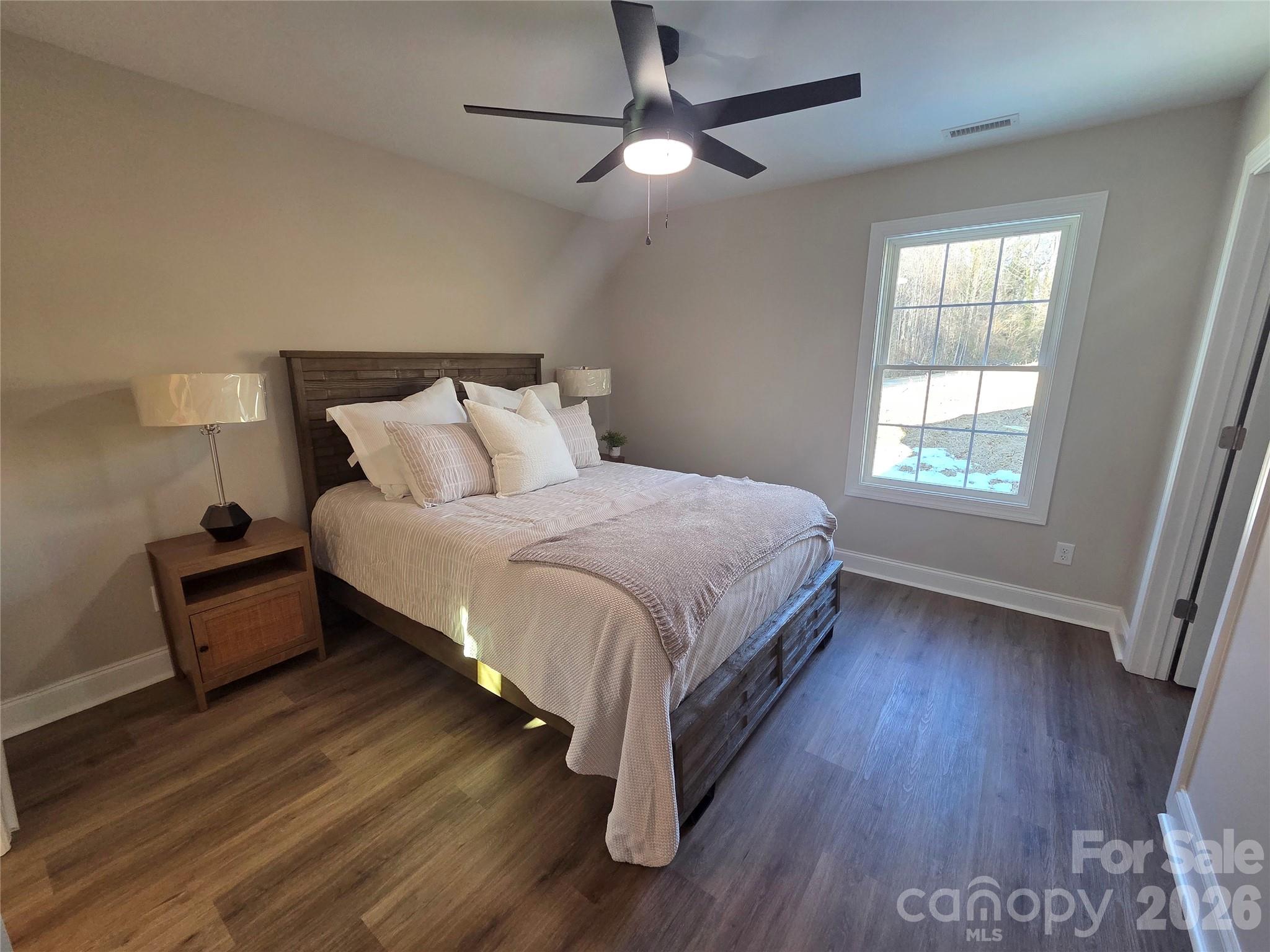 812 5th Avenue Southwest Hickory, NC 28602 - Photo 12 of 20