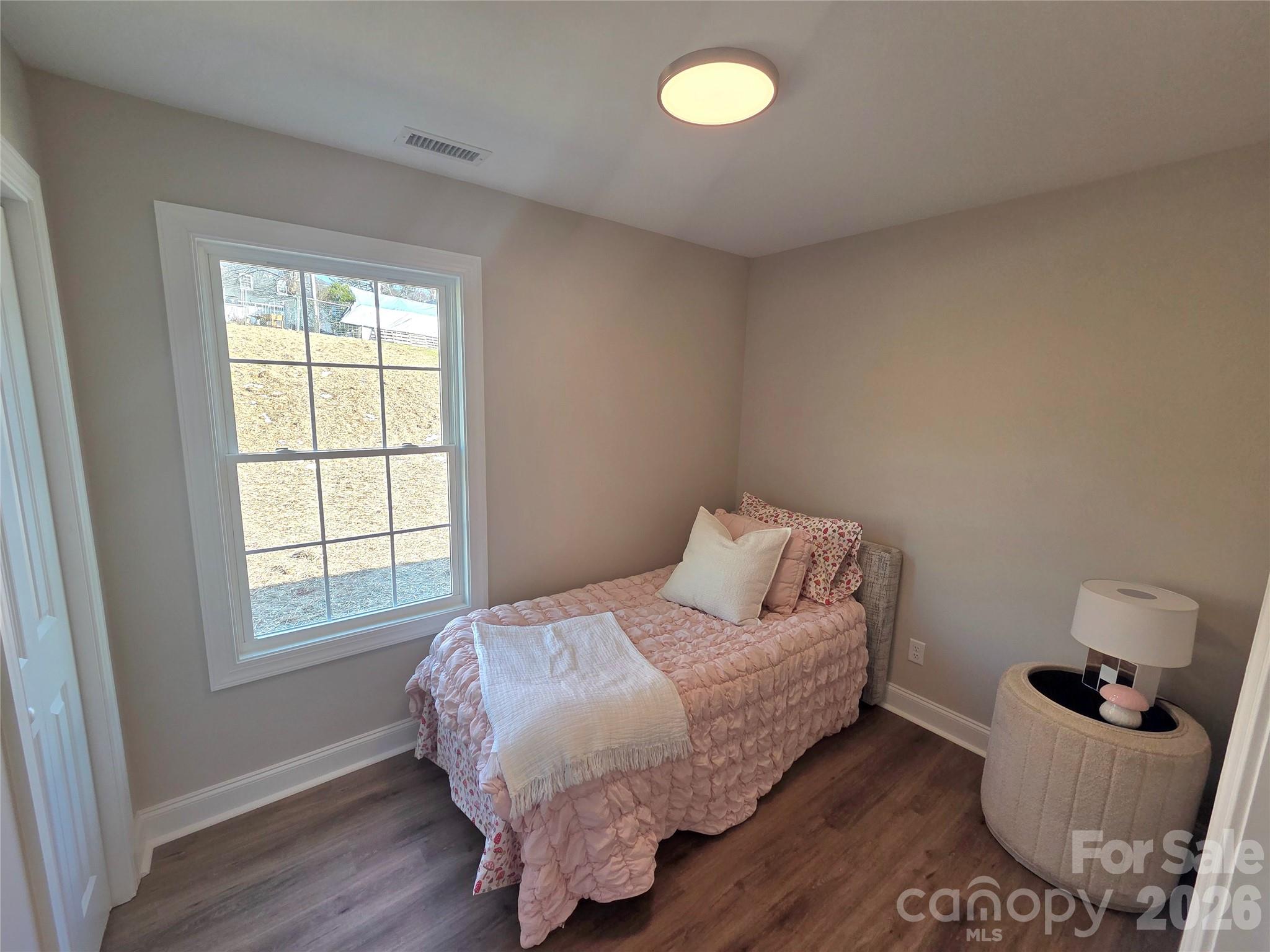 812 5th Avenue Southwest Hickory, NC 28602 - Photo 14 of 20