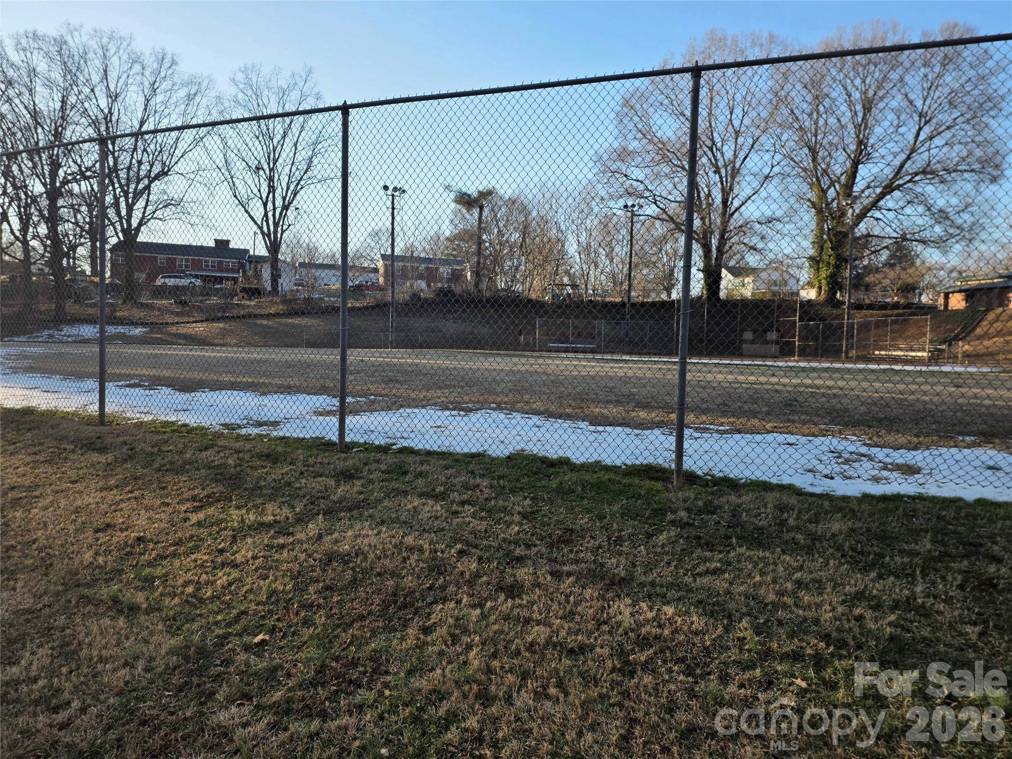 812 5th Avenue Southwest Hickory, NC 28602 - Photo 19 of 20