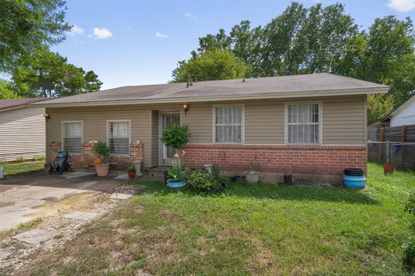 $285,000 | 5507 Burgundy Drive, Austin, TX 78724
