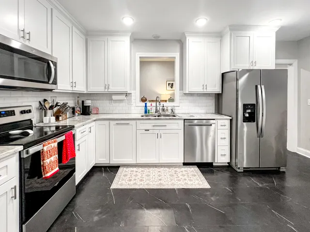 $364,000 | 401 Sears Street, St. George, SC 29477