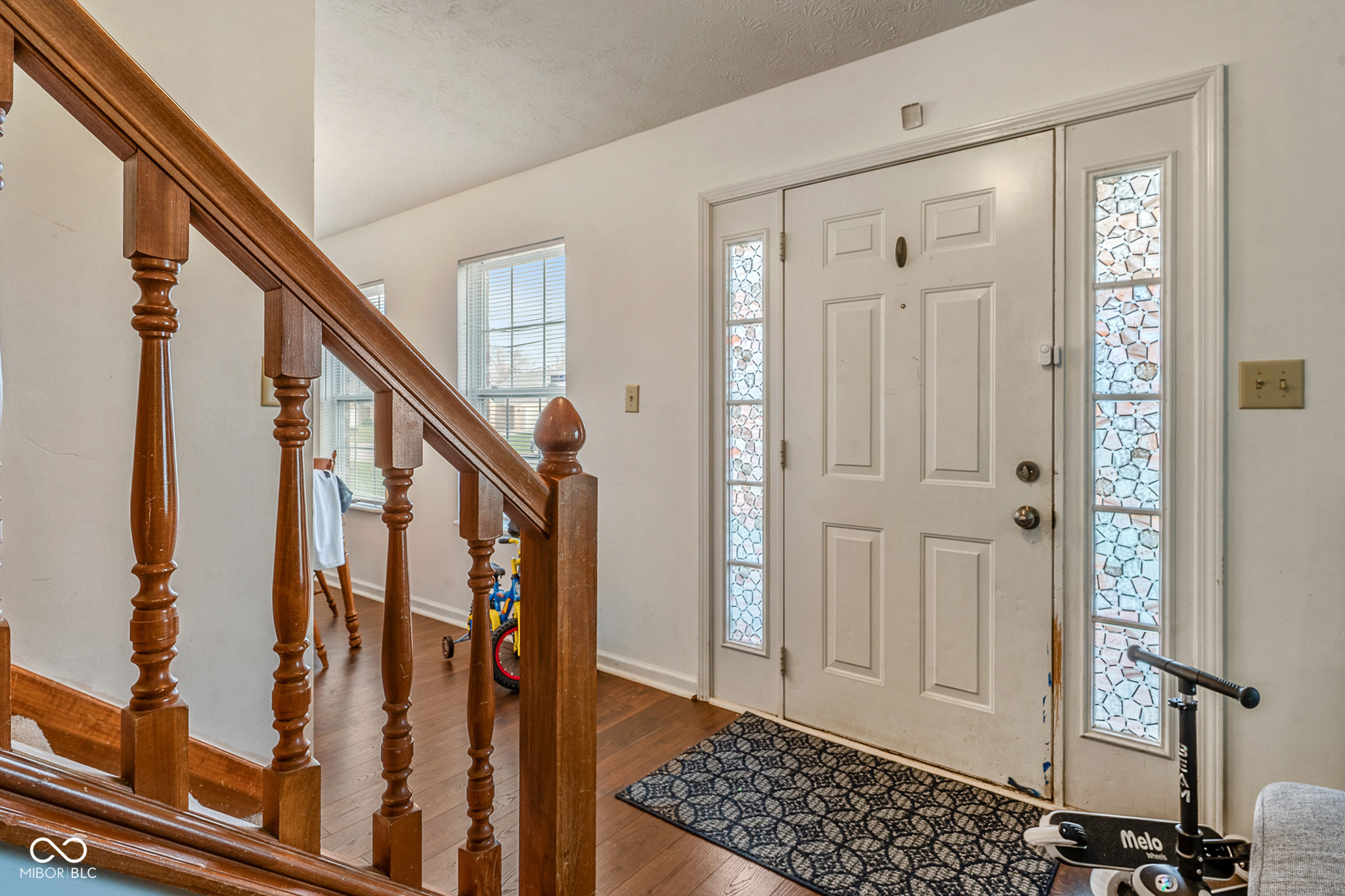 665 Hummingbird Lane Whiteland, IN 46184 - Photo 4 of 36