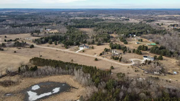 $36,000 | E1745 River Wood Drive, Unit 15, Waupaca, WI 54981