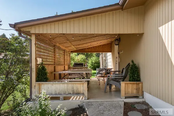 $559,000 | 72 South 3rd West, Lava Hot Springs, ID 83246