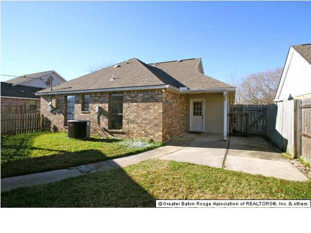 17838 Sugar Mill Avenue Baton Rouge, LA 70817 - Photo 15 of 16