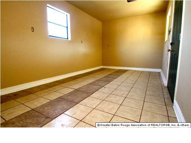 17838 Sugar Mill Avenue Baton Rouge, LA 70817 - Photo 3 of 16