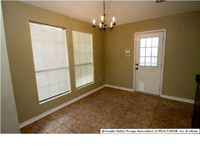 17838 Sugar Mill Avenue Baton Rouge, LA 70817 - Photo 5 of 16