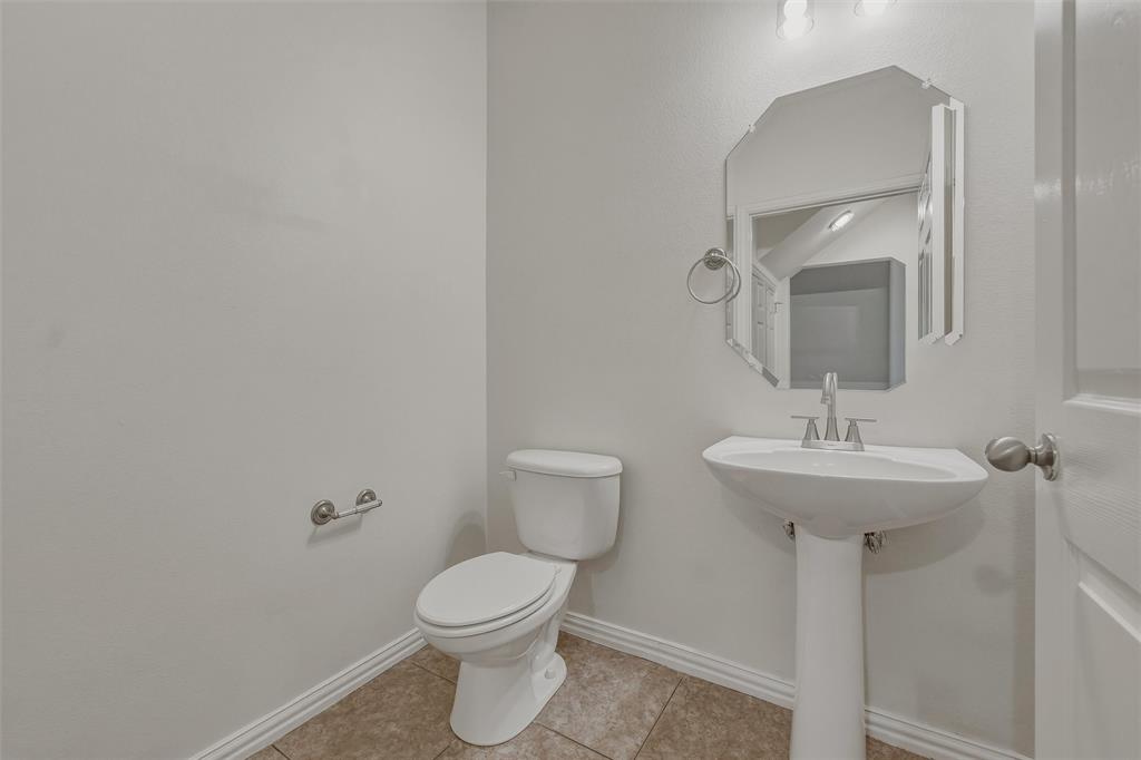 160 Greathouse Village Decatur, TX 76234 - Photo 19 of 28 Gallery Image 19