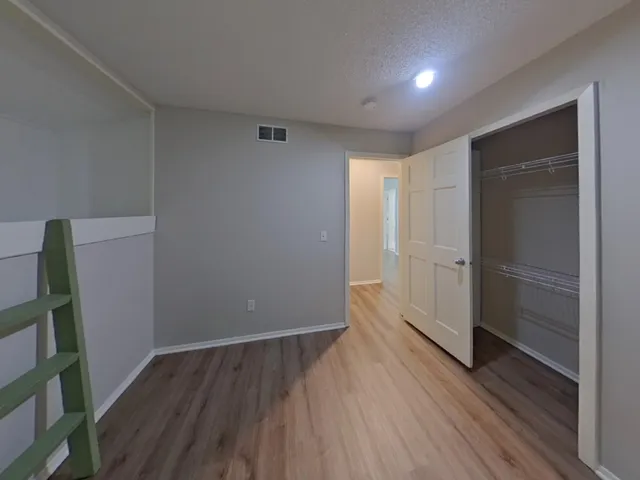 $2,699 | 13638 Elkwood Drive, Apple Valley, MN 55124