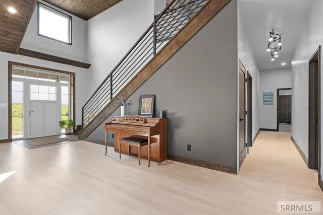 $1,500,000 | 12027 East 101 North, Idaho Falls, ID 83401