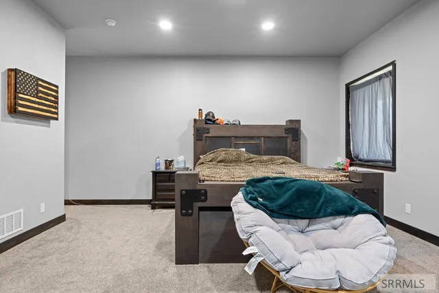 $1,500,000 | 12027 East 101 North, Idaho Falls, ID 83401