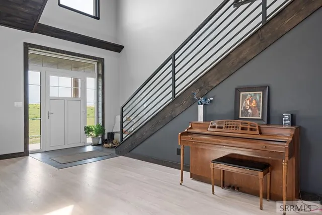 $1,500,000 | 12027 East 101 North, Idaho Falls, ID 83401