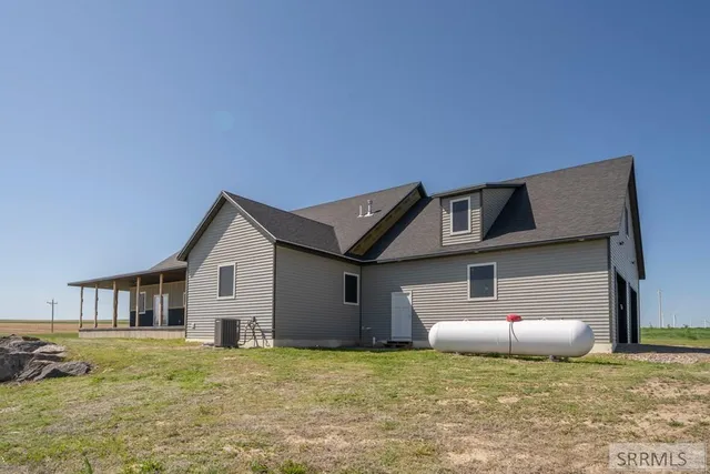 $1,500,000 | 12027 East 101 North, Idaho Falls, ID 83401
