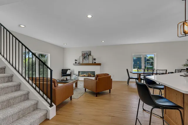 $869,900 | 904 13th Avenue North, Sartell, MN 56377